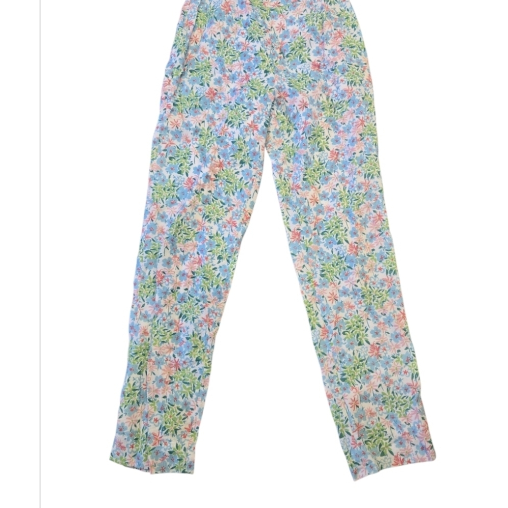 Lilly Pulitzer Vintage 90s Pants in size 6  a colorful floral cotton shell